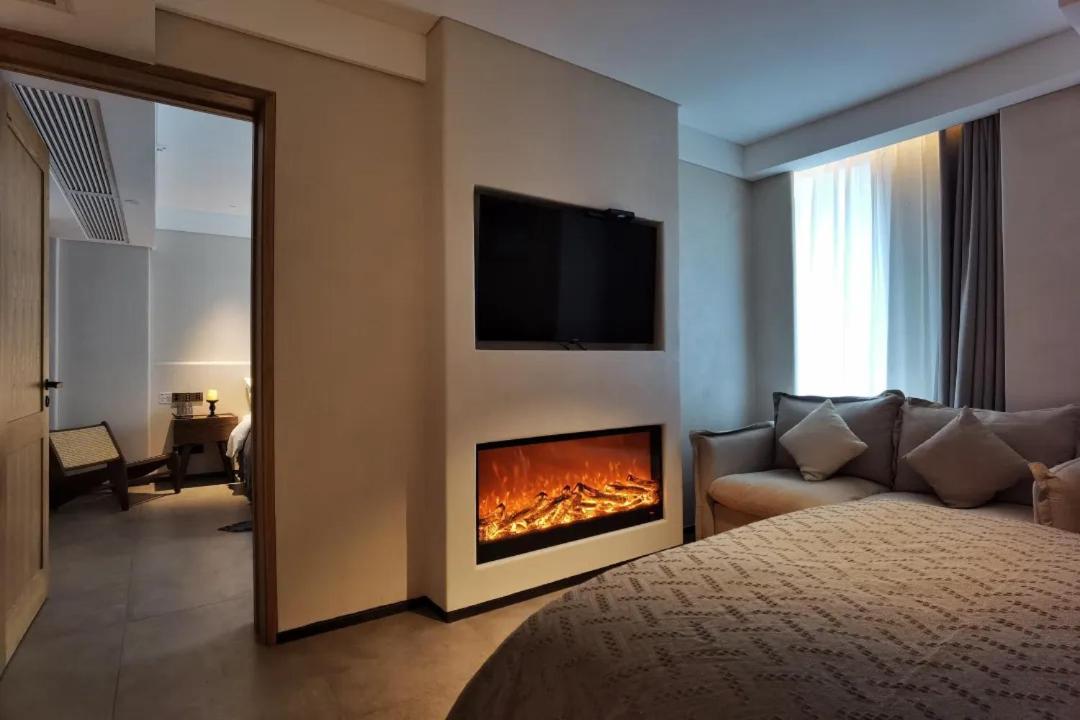 فنغهوانغ Phoenix Hall House Hotel المظهر الخارجي الصورة