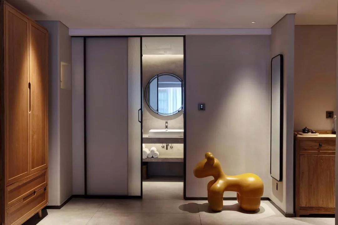 فنغهوانغ Phoenix Hall House Hotel المظهر الخارجي الصورة
