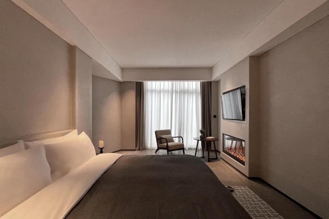 فنغهوانغ Phoenix Hall House Hotel المظهر الخارجي الصورة